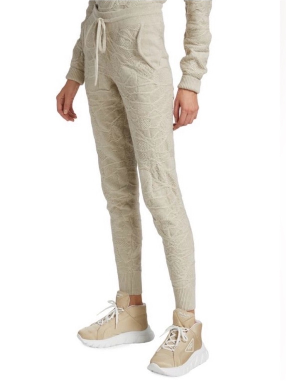 NWT Twenty Montreal Textured Knit Joggers Pants Size Medium Cream Z511